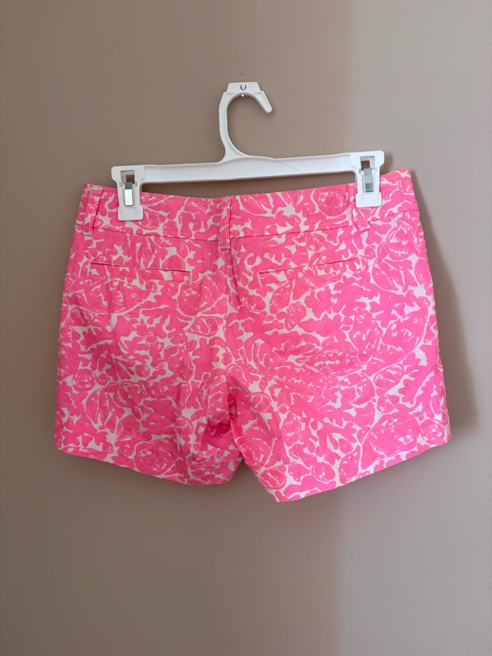 Lilly Pulitzer Callahan 5” shorts in cosmo pink Party Favors Size 0 - Picture 3 of 5